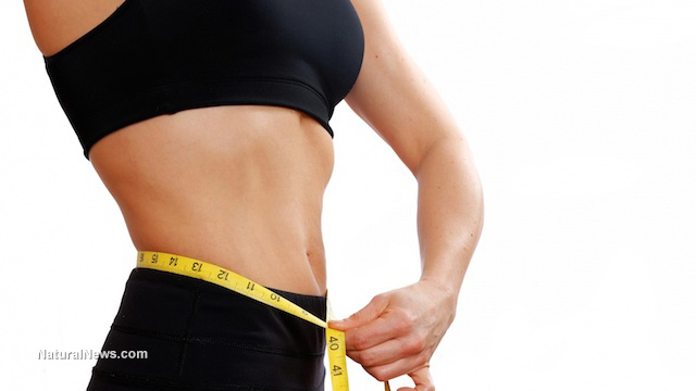 Woman-Measure-Waist-Weight-Loss